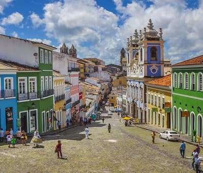 Imóveis e quartos para alugar em Salvador